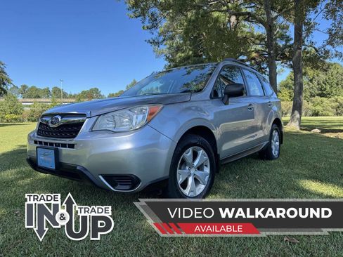 Used 2015 Subaru Forester 2.5i w/ Alloy Wheel Package image 2