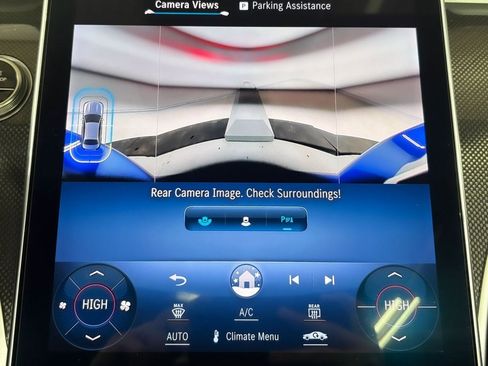 Certified 2023 Mercedes-Benz C 300 4MATIC Sedan image 19