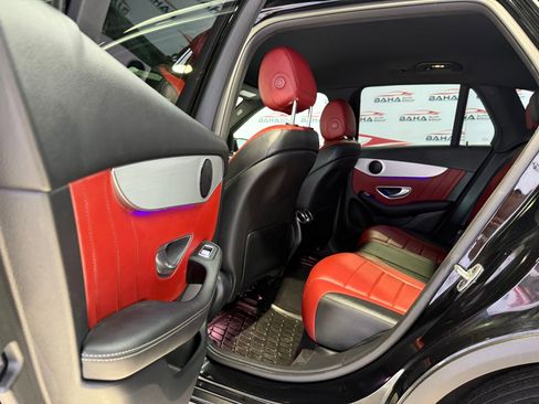 Used 2022 Mercedes-Benz GLC 300 4MATIC w/ AMG Line image 47