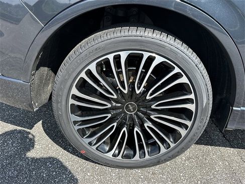Used 2020 Lincoln Aviator Black Label w/ Dynamic Handling Package image 17