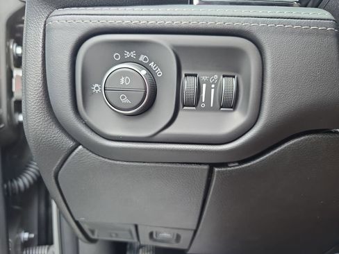 New 2026 RAM 3500 Limited AWD/4WD image 26