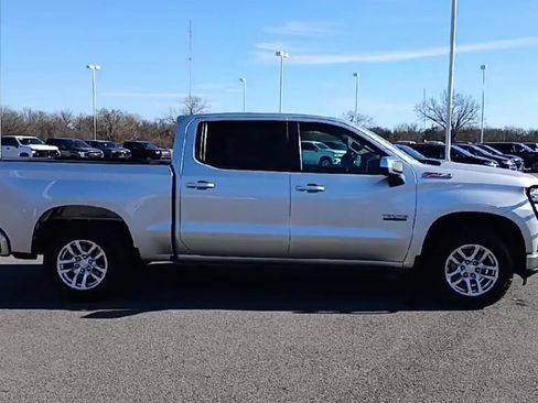 Used 2019 Chevrolet Silverado 1500 LT w/ Texas Edition image 9