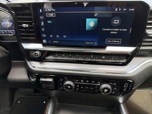 Used 2024 Chevrolet Silverado 1500 High Country w/ Technology Package image 29