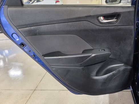 Used 2019 Hyundai Accent SE FWD image 13