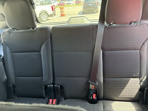 Used 2023 Chevrolet Tahoe LS image 13