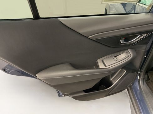Used 2025 Subaru Outback Premium AWD/4WD image 28