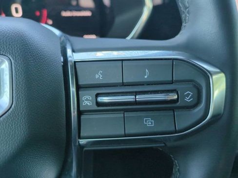 Used 2025 GMC Canyon Elevation w/ Convenience Package AWD/4WD image 26