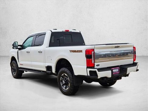 Certified 2024 Ford F250 Platinum w/ Tremor Off-Road Package AWD/4WD image 8