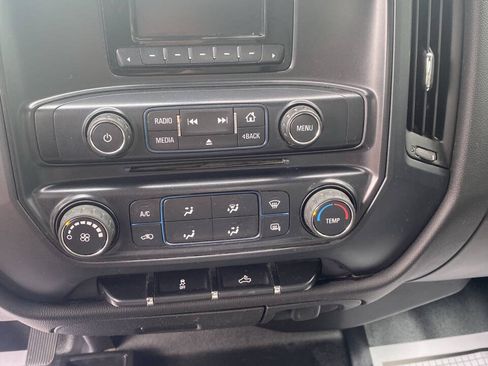 Used 2015 Chevrolet Silverado 2500 W/T w/ WT Convenience Package AWD/4WD image 14