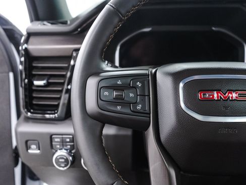 Used 2026 GMC Sierra 2500 AT4 AWD/4WD image 11