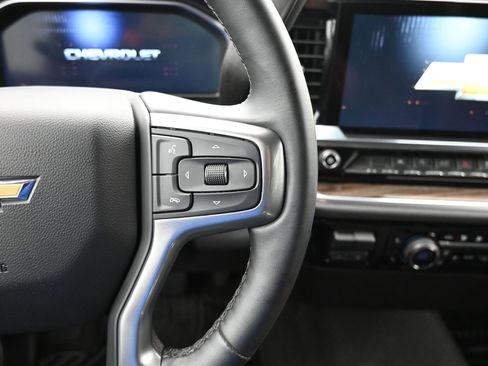 Used 2026 Chevrolet Silverado 1500 LT AWD/4WD image 18