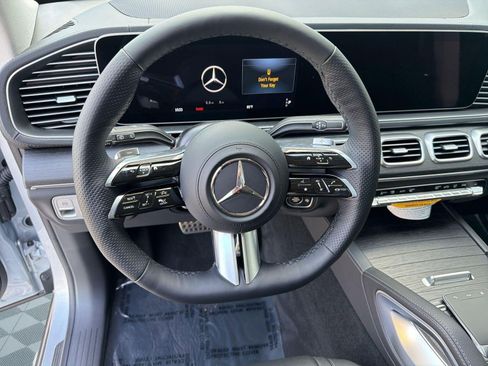 Used 2026 Mercedes-Benz GLS 450 4MATIC image 15