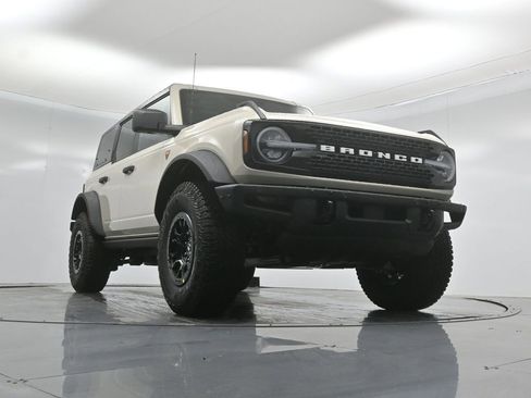 New 2026 Ford Bronco Badlands image 46