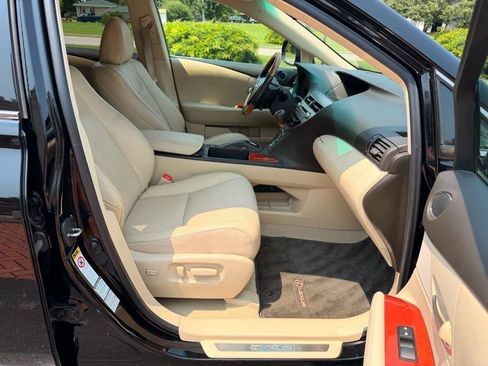 Used 2011 Lexus RX 350 AWD w/ Premium Pkg image 16