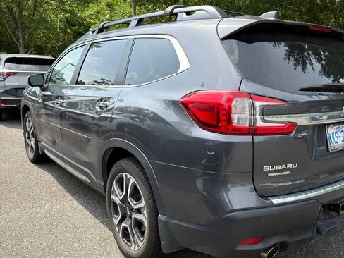 Used 2023 Subaru Ascent Touring AWD/4WD image 4