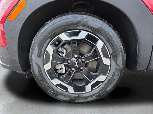 Certified 2025 Hyundai Santa Fe SEL image 11