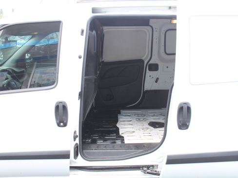 Used 2021 RAM ProMaster City Tradesman FWD image 20
