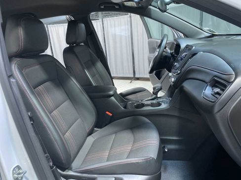 Used 2023 Chevrolet Equinox RS w/ LPO, Floor Liner Package AWD/4WD image 14
