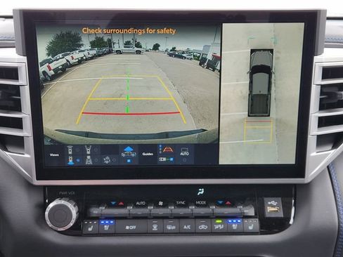 New 2025 Toyota Tundra Platinum AWD/4WD image 17