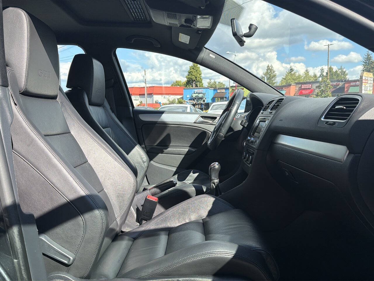Used 2012 Volkswagen GTI Autobahn FWD image 15