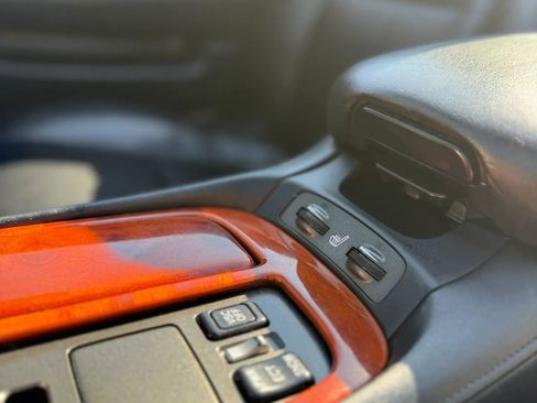 Used 2002 Lexus SC 430 Convertible RWD image 3