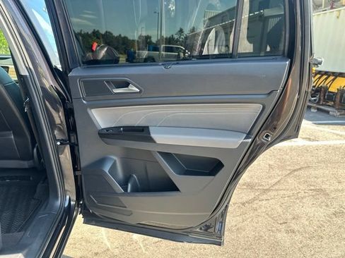 Used 2021 Volkswagen Atlas SEL AWD/4WD image 13