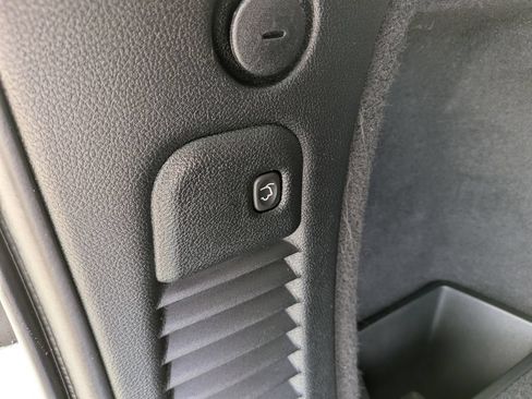 Used 2018 Dodge Durango Citadel w/ Technology Group RWD image 13