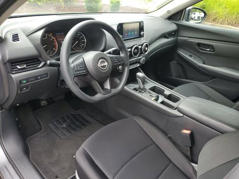 Certified 2025 Nissan Sentra S FWD image 18