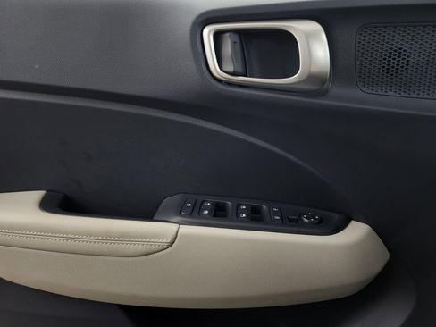 New 2026 Hyundai Venue SEL image 13