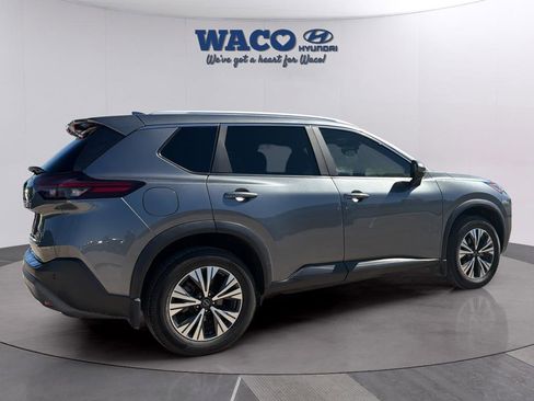 Used 2023 Nissan Rogue SV w/ SV Premium Package image 11