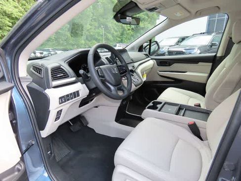 New 2026 Honda Odyssey EX-L image 2