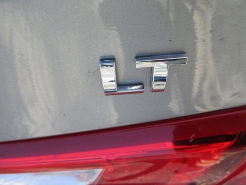 Used 2024 Chevrolet Malibu LT FWD image 10