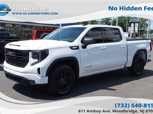 Used 2025 GMC Sierra 1500 Elevation AWD/4WD image 1