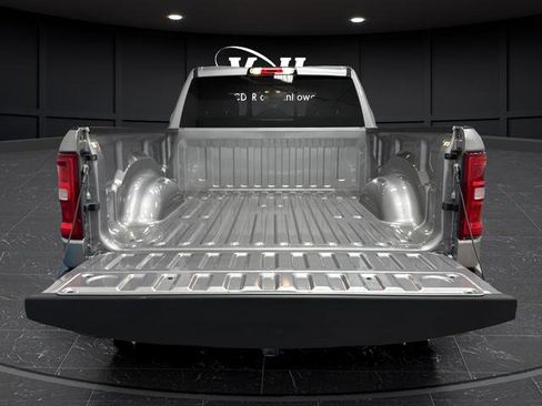 Used 2025 RAM 1500 Big Horn AWD/4WD image 26