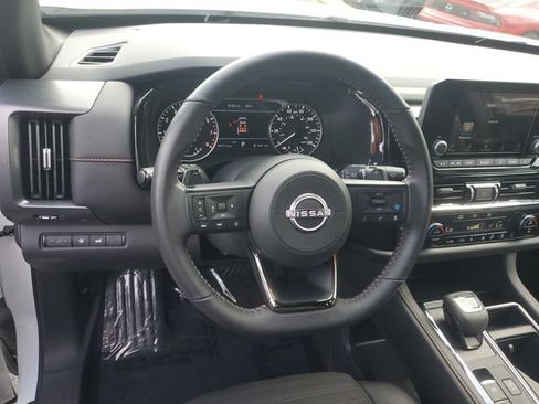 Certified 2025 Nissan Pathfinder Rock Creek AWD/4WD image 15