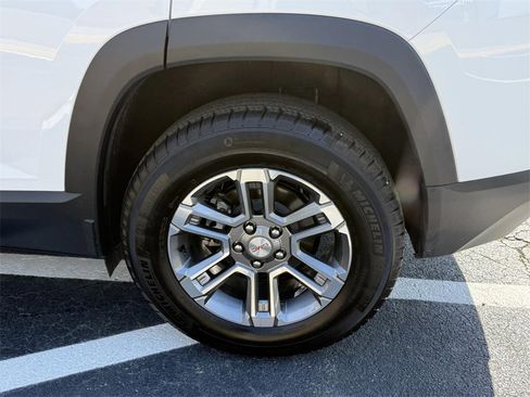 New 2026 GMC Terrain Elevation image 23