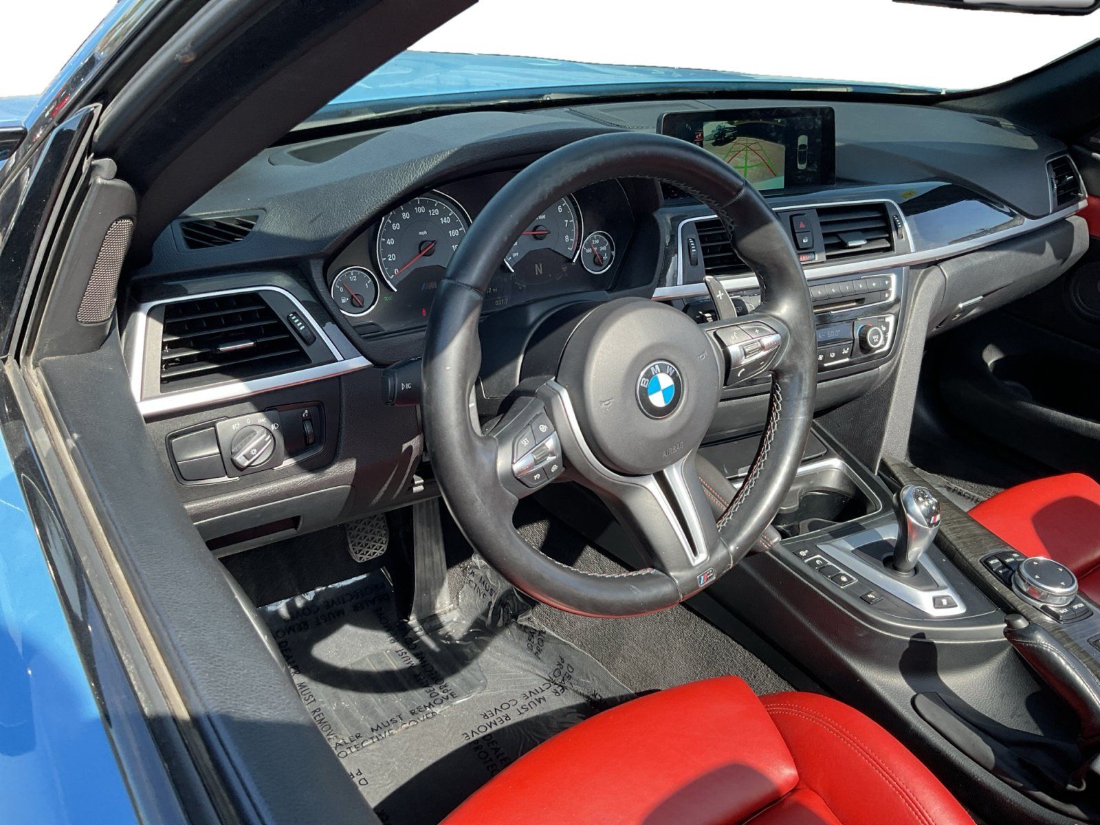 Used 2016 BMW M4 Convertible RWD image 11