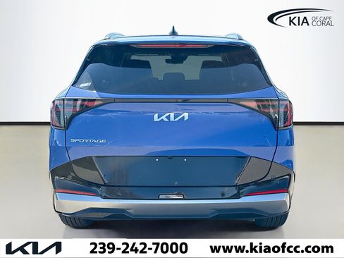 New 2026 Kia Sportage SX FWD image 4