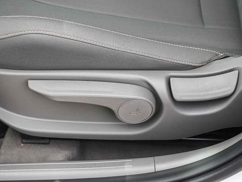 New 2026 Hyundai Elantra Sport FWD image 23