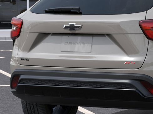 New 2026 Chevrolet Trax RS w/ Driver Confidence Package FWD image 14