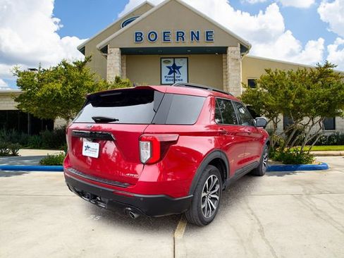 Used 2022 Ford Explorer ST-Line w/ Class IV Trailer Tow Package AWD/4WD image 5