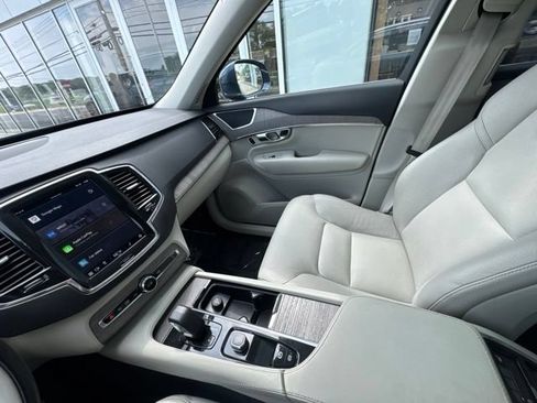 Certified 2023 Volvo XC90 B6 Plus AWD/4WD image 21