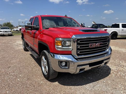 Used 2018 GMC Sierra 2500 SLT w/ Duramax Plus Package image 7