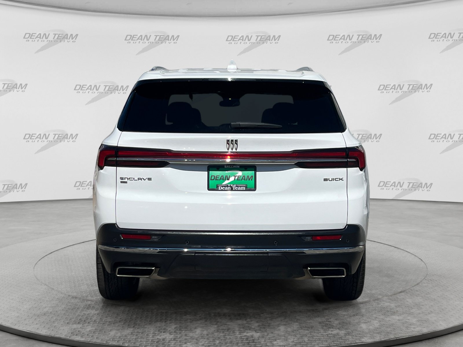 Used 2025 Buick Enclave Preferred AWD/4WD image 7