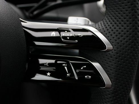New 2026 Mercedes-Benz GLC 300 4MATIC image 19