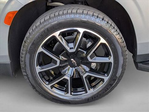 Used 2024 Chevrolet Tahoe RST w/ Luxury Package image 25