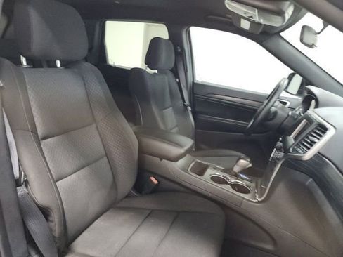 Used 2021 Jeep Grand Cherokee Laredo AWD/4WD image 15