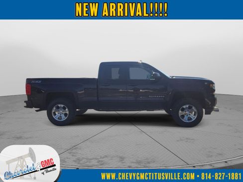 Used 2017 Chevrolet Silverado 1500 LT w/ All Star Edition image 2