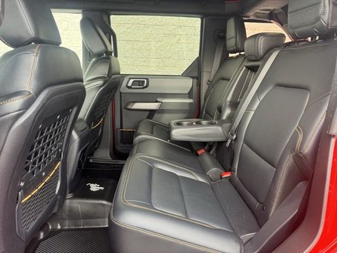 Certified 2023 Ford Bronco Badlands w/ Sasquatch Package image 21