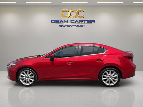 Used 2017 MAZDA MAZDA3 Grand Touring w/ Premium Equipment Package FWD image 2